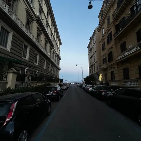 Nalusa Superior Chiaia - Nel Cuore Della Citta Affittacamere Napoli